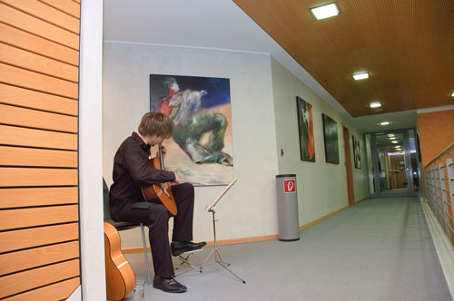 AVU AG, Ausstellungser&ouml;ffnung ELECTION TRAP | Harald Wolff