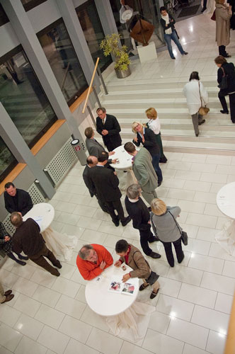 AVU AG, Ausstellungser&ouml;ffnung ELECTION TRAP | Harald Wolff